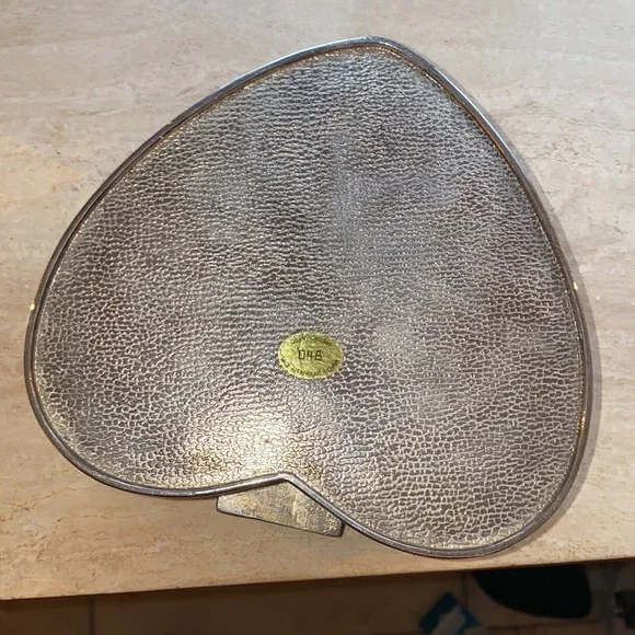 Vintage Jewelry Box Chrome Heart Velvet Inside Extra Large Substantial 80’s - Picture 6 of 6